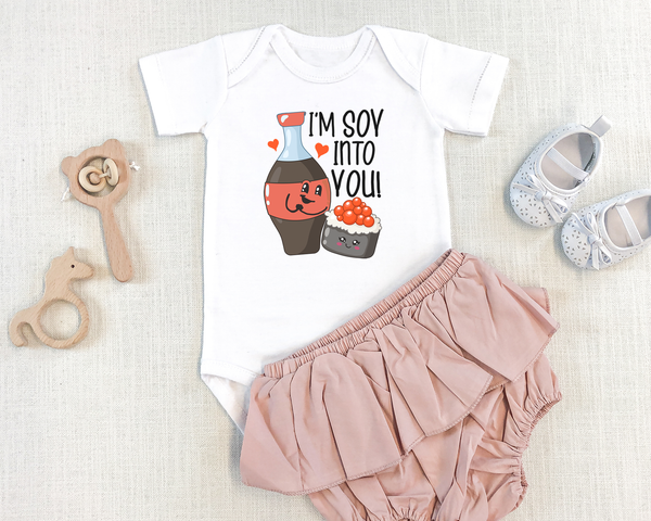 I'M SOY INTO YOU Funny baby onesies Sushi bodysuit (white: short or long sleeve) - HappyAddition