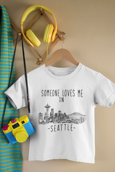 SOMEONE LOVES ME IN SEATTLE Cute Washington baby onesies bodysuit (white: short or long sleeve)